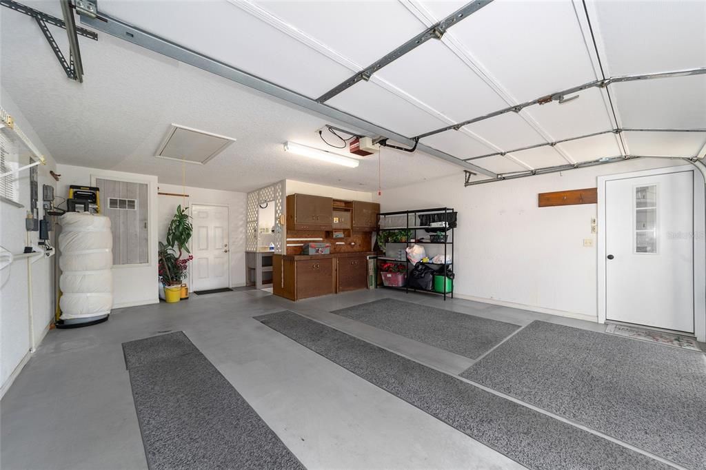 502 square foot garage