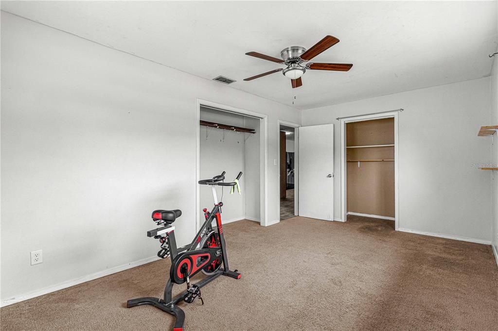 Active With Contract: $185,000 (3 beds, 1 baths, 1425 Square Feet)