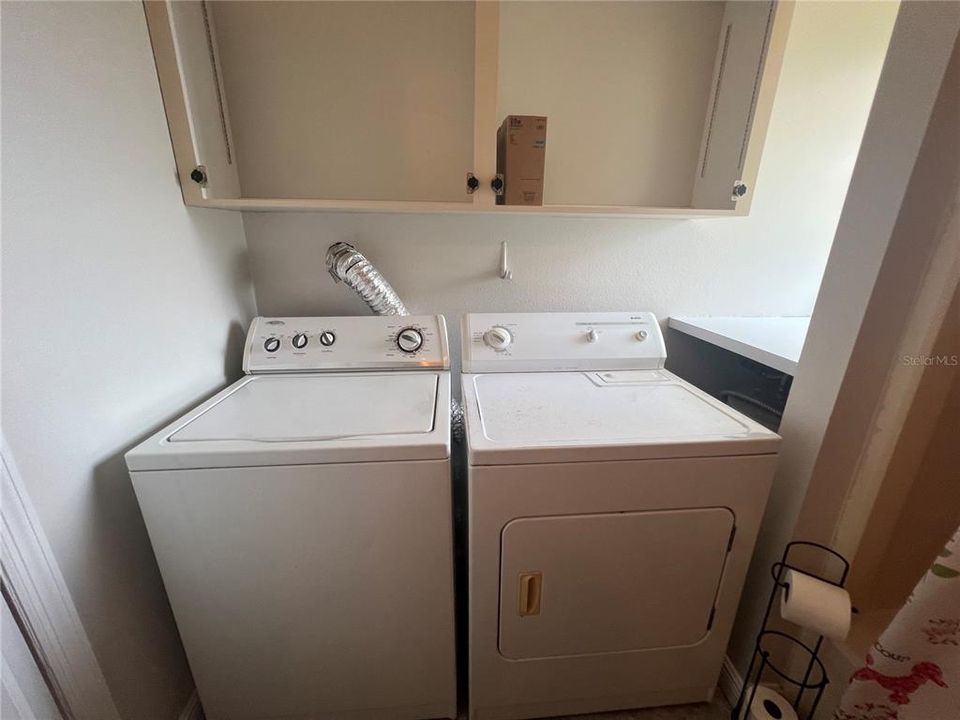 For Rent: $1,600 (2 beds, 1 baths, 954 Square Feet)