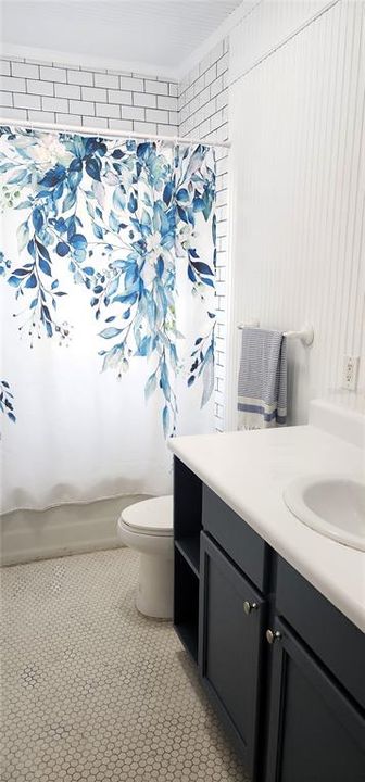 Bathroom - new subway tile and freshly painted