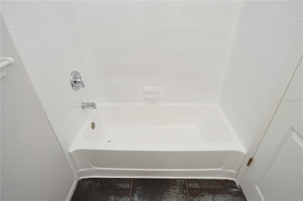 最近租的: $1,800 (2 贝兹, 2 浴室, 1284 平方英尺)