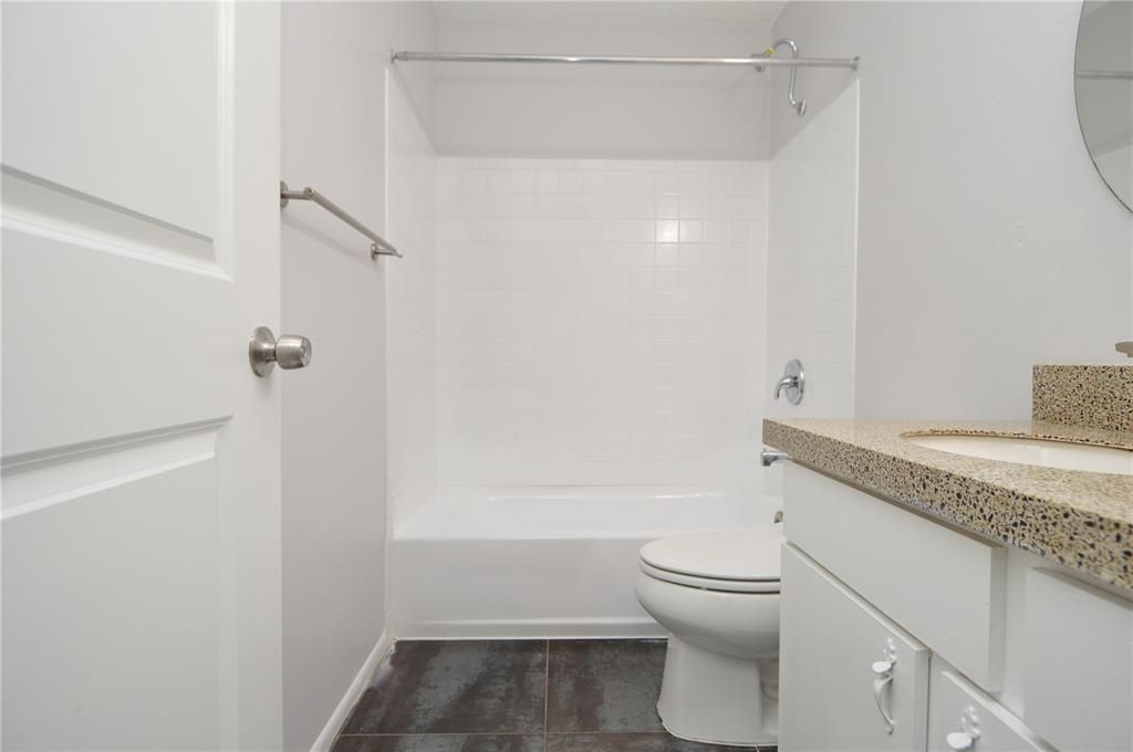 最近租的: $1,800 (2 贝兹, 2 浴室, 1284 平方英尺)