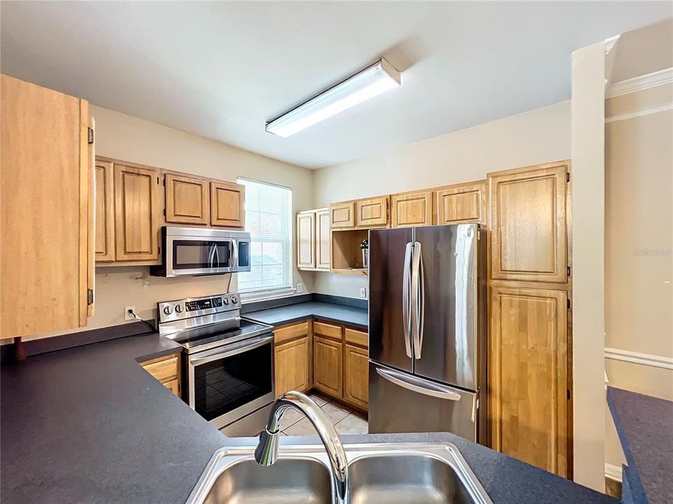 For Sale: $205,000 (2 beds, 2 baths, 1235 Square Feet)