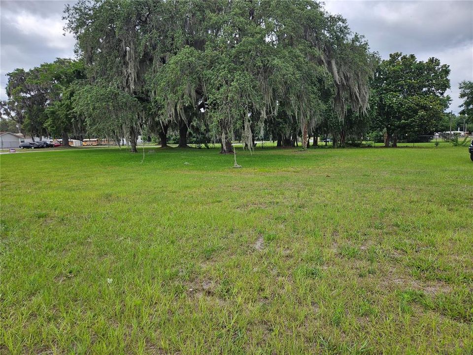 For Sale: $2,100,000 (2.52 acres)