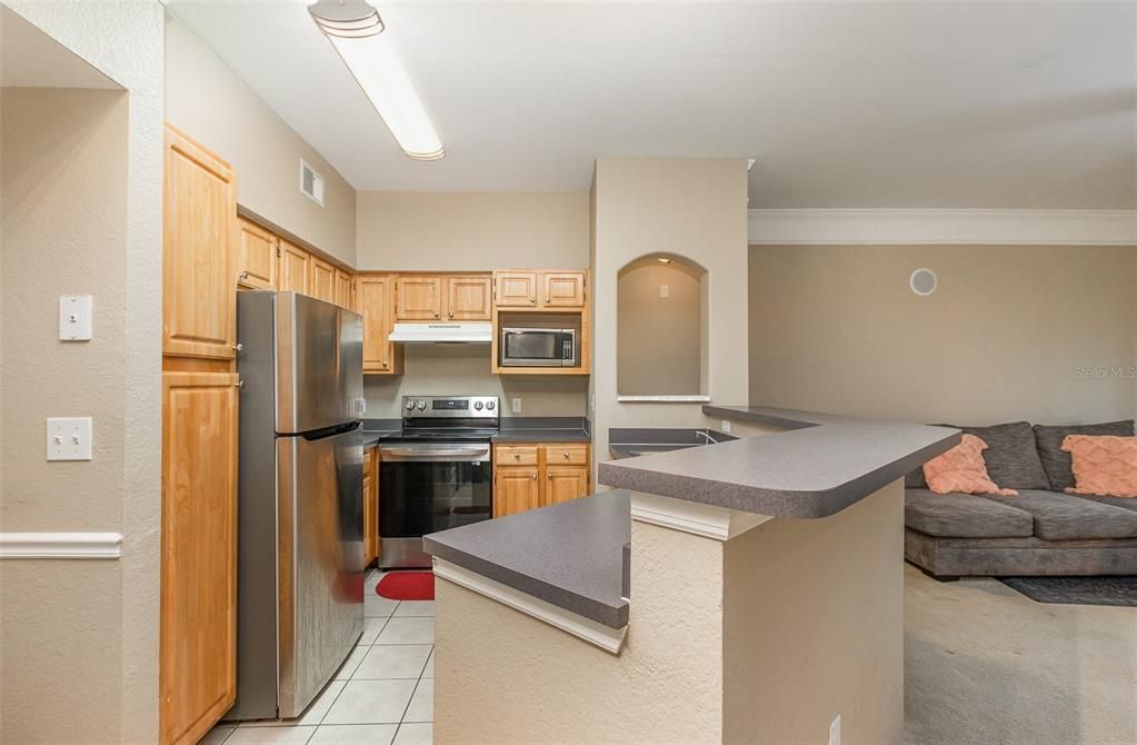 For Sale: $209,000 (2 beds, 1 baths, 1035 Square Feet)