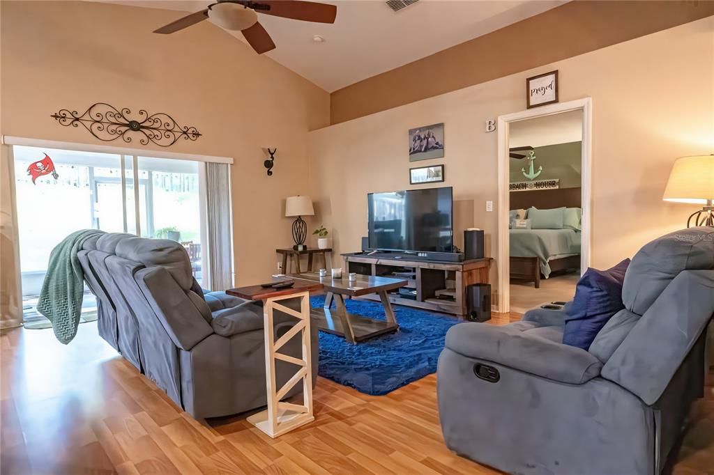 Active With Contract: $320,000 (4 beds, 2 baths, 1788 Square Feet)