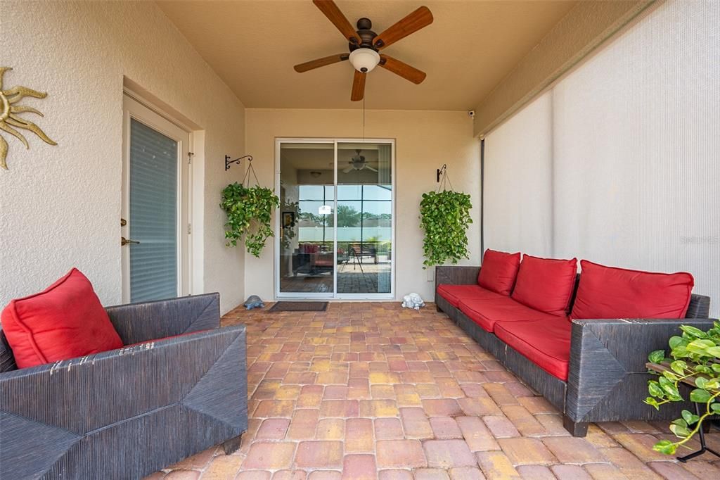 Active With Contract: $454,000 (3 beds, 2 baths, 1691 Square Feet)