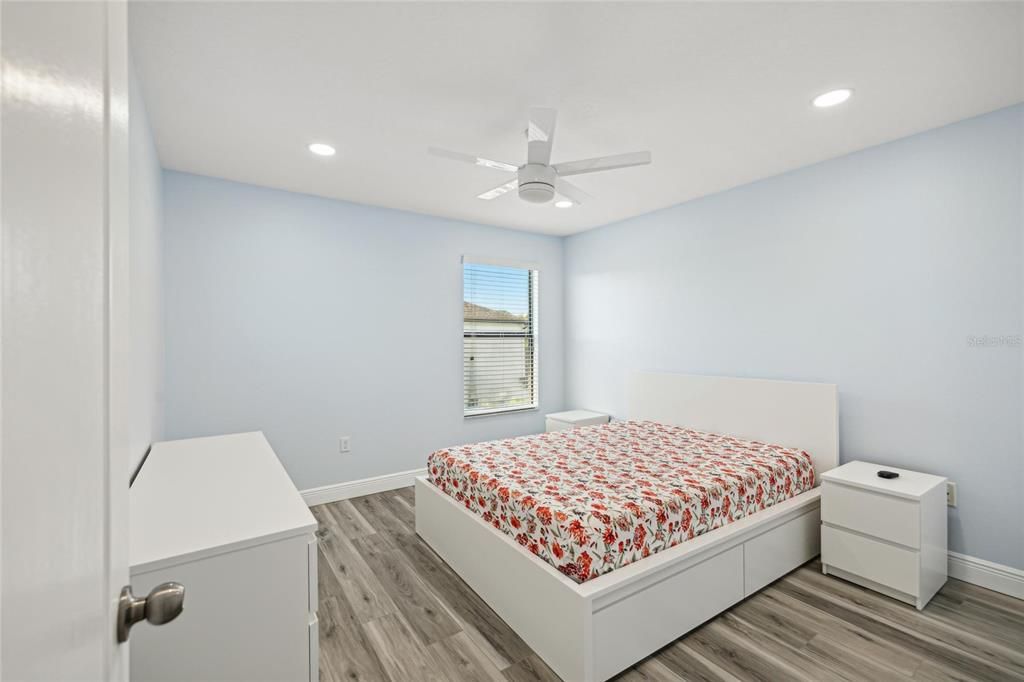 For Sale: $470,000 (3 beds, 2 baths, 1796 Square Feet)