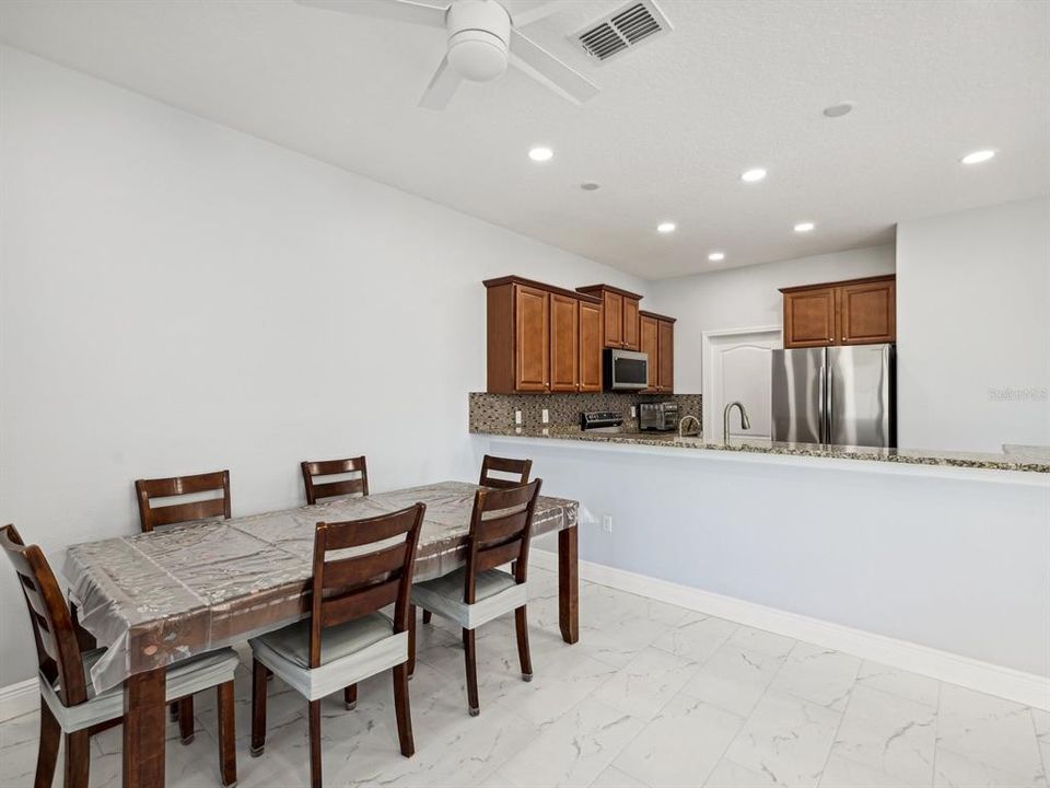 For Sale: $470,000 (3 beds, 2 baths, 1796 Square Feet)
