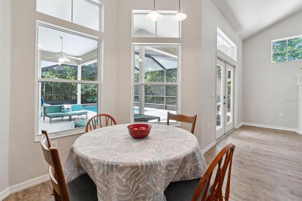 Breakfast Area in Kitchen