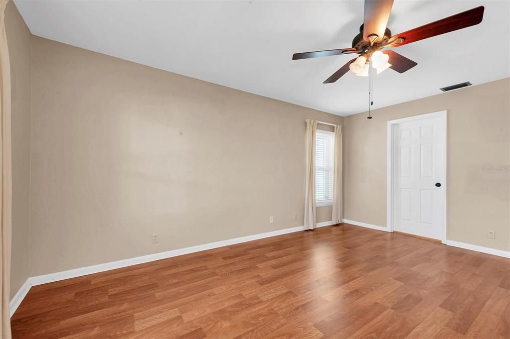 For Sale: $430,000 (3 beds, 2 baths, 1776 Square Feet)