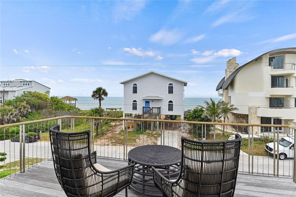 Active With Contract: $1,695,000 (4 beds, 3 baths, 2288 Square Feet)