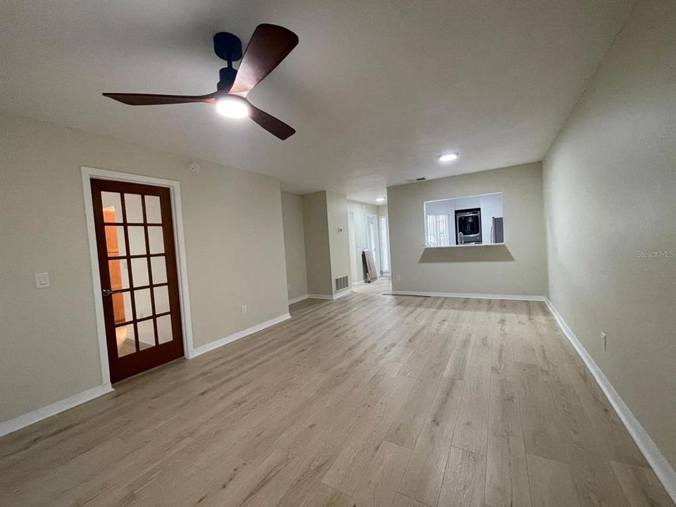 For Rent: $1,900 (2 beds, 2 baths, 1093 Square Feet)