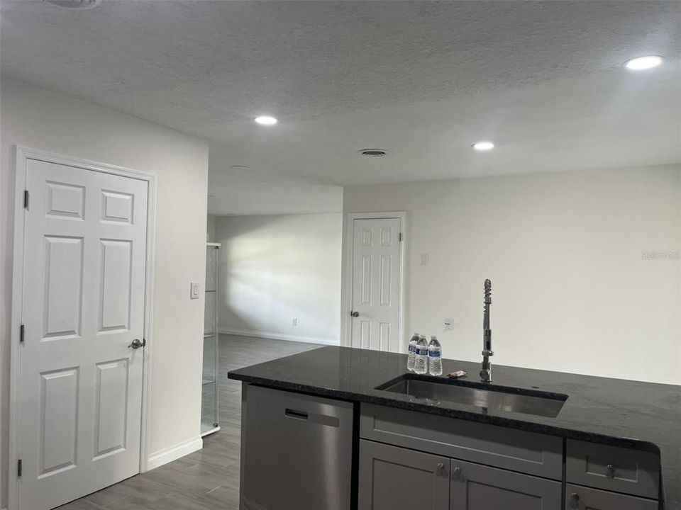 For Sale: $429,000 (4 beds, 2 baths, 1636 Square Feet)