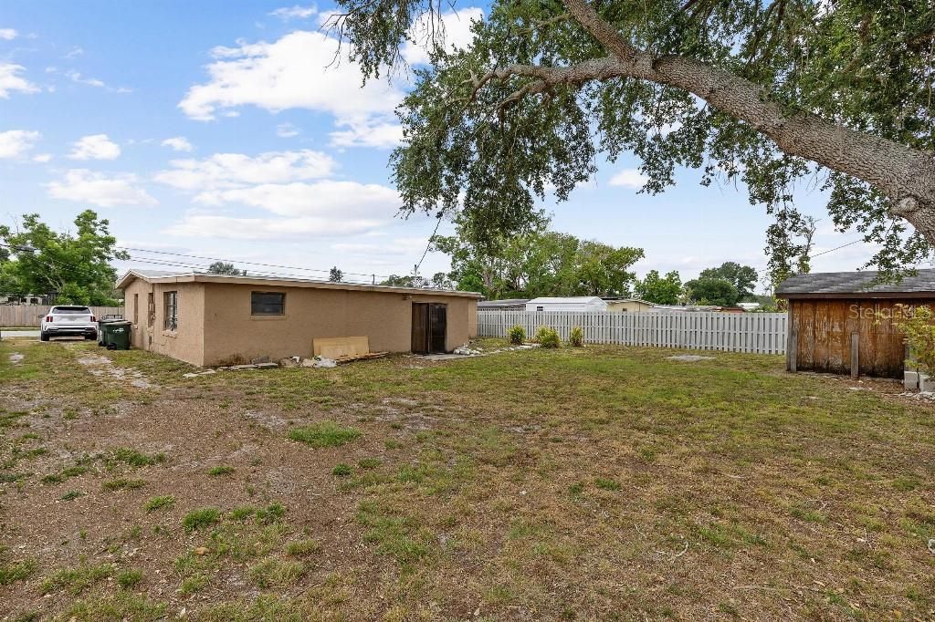 Recently Sold: $245,000 (4 beds, 2 baths, 1707 Square Feet)