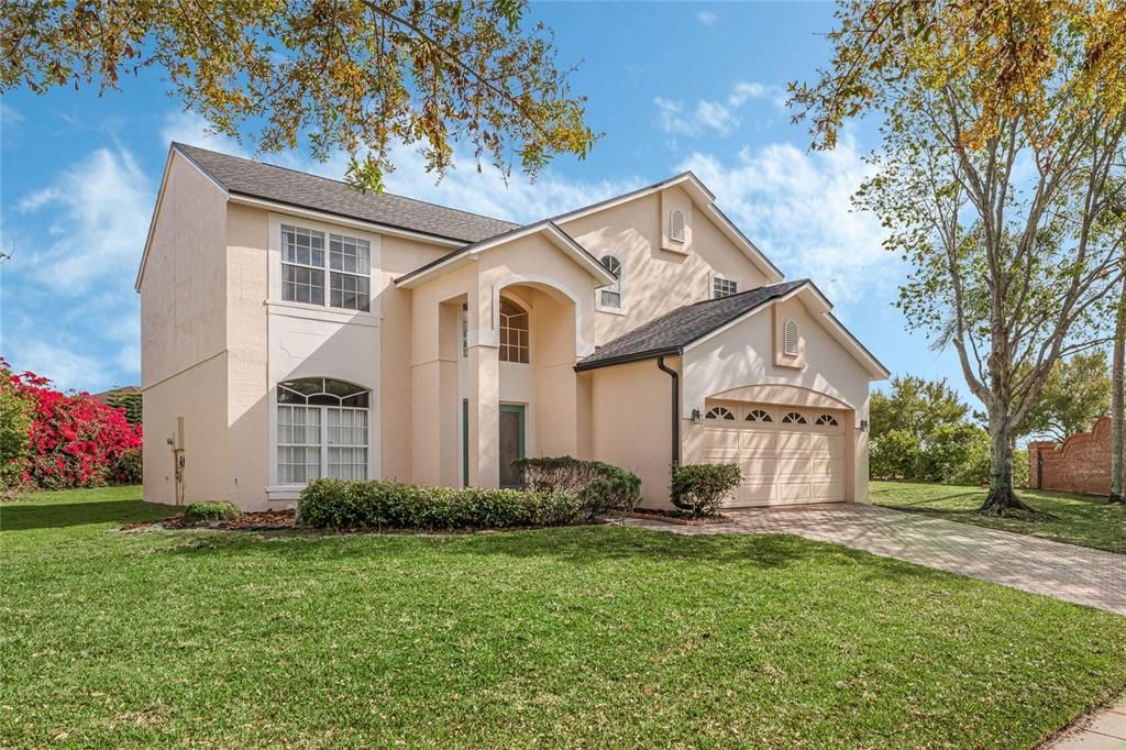 Active With Contract: $3,299 (5 beds, 2 baths, 2636 Square Feet)