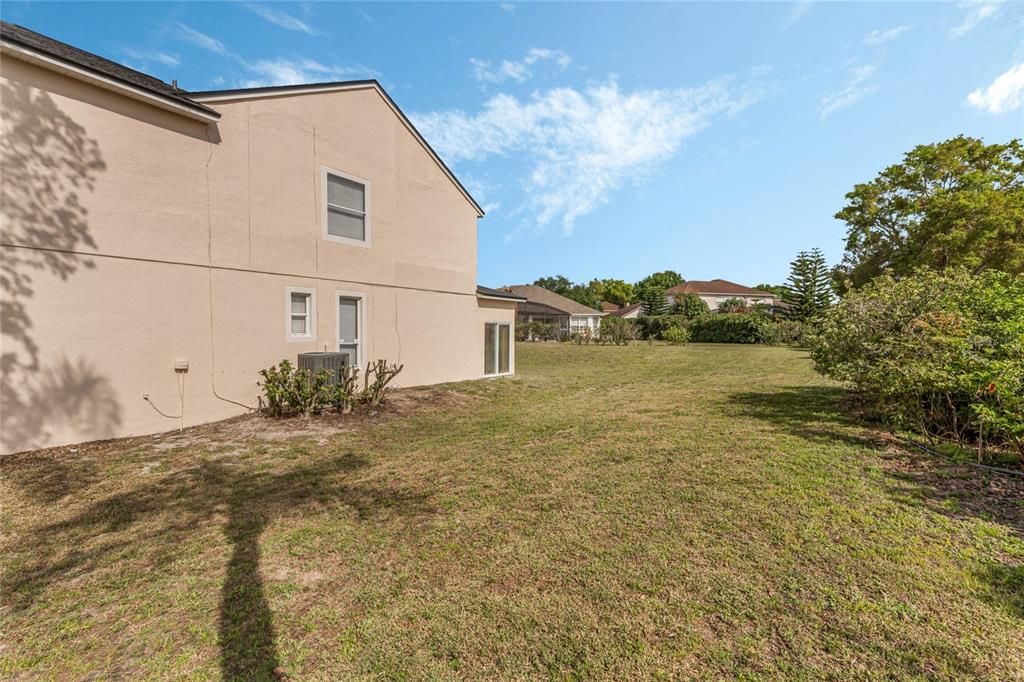 Active With Contract: $3,299 (5 beds, 2 baths, 2636 Square Feet)