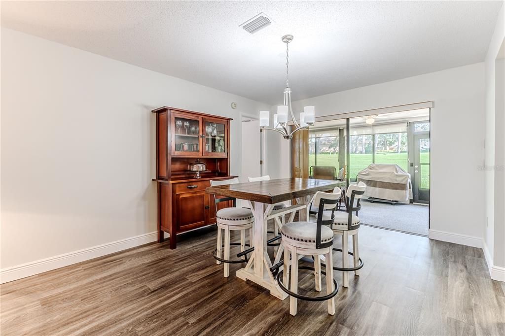 Active With Contract: $375,000 (2 beds, 2 baths, 2076 Square Feet)