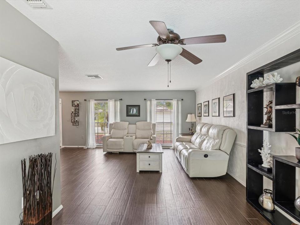 Active With Contract: $339,900 (3 beds, 2 baths, 1771 Square Feet)