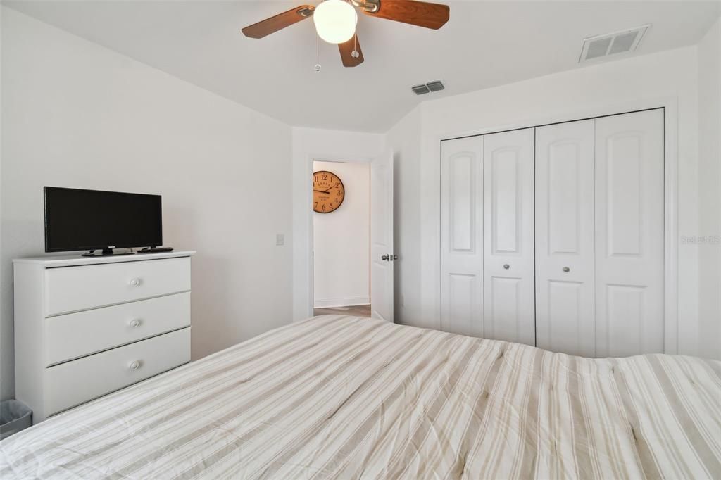 Active With Contract: $390,900 (4 beds, 2 baths, 1948 Square Feet)