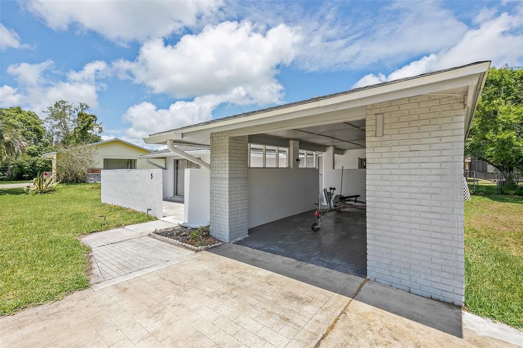 For Sale: $284,900 (3 beds, 2 baths, 1368 Square Feet)