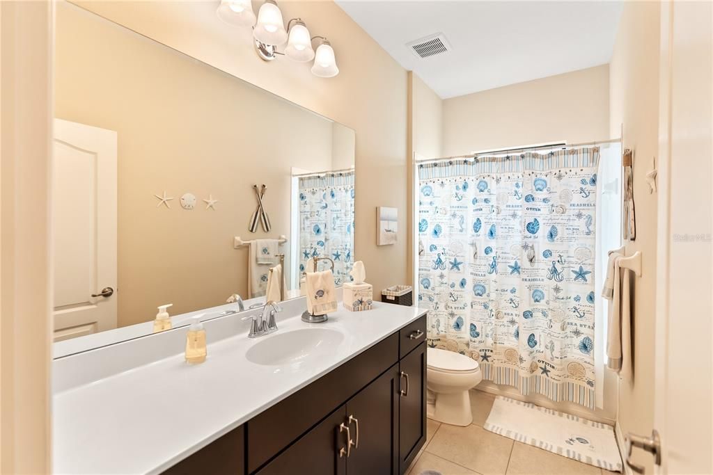 Active With Contract: $435,000 (3 beds, 2 baths, 1689 Square Feet)