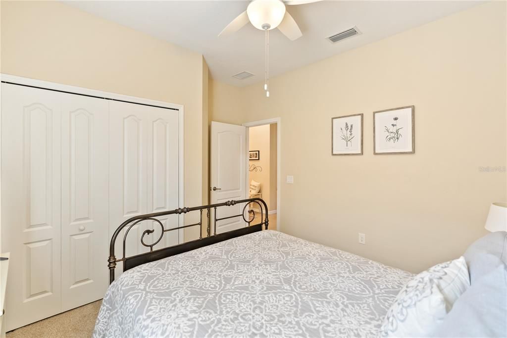 Active With Contract: $435,000 (3 beds, 2 baths, 1689 Square Feet)