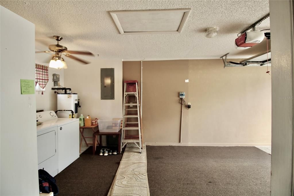 For Sale: $189,900 (2 beds, 2 baths, 960 Square Feet)