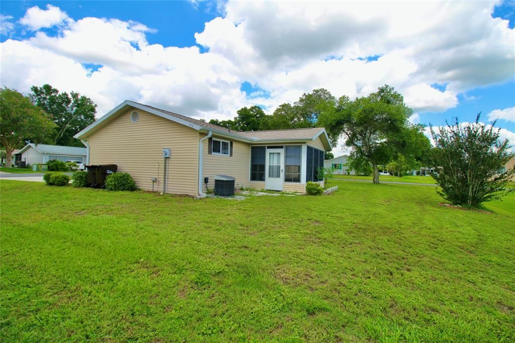 Active With Contract: $150,000 (2 beds, 2 baths, 960 Square Feet)