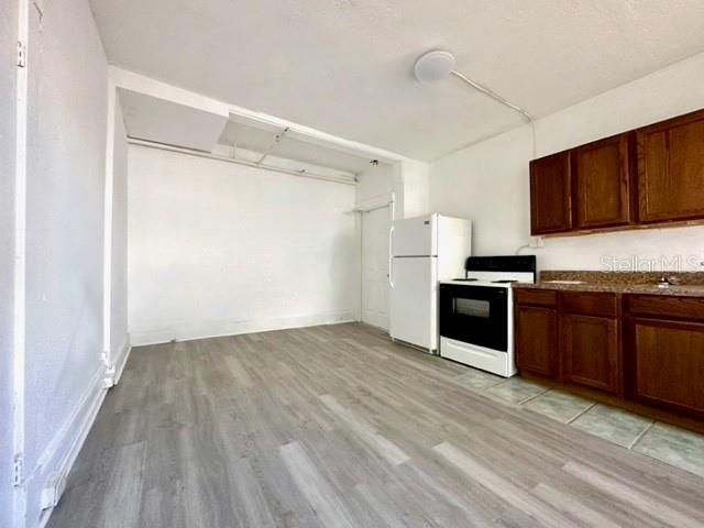 For Rent: $1,250 (0 beds, 1 baths, 616 Square Feet)