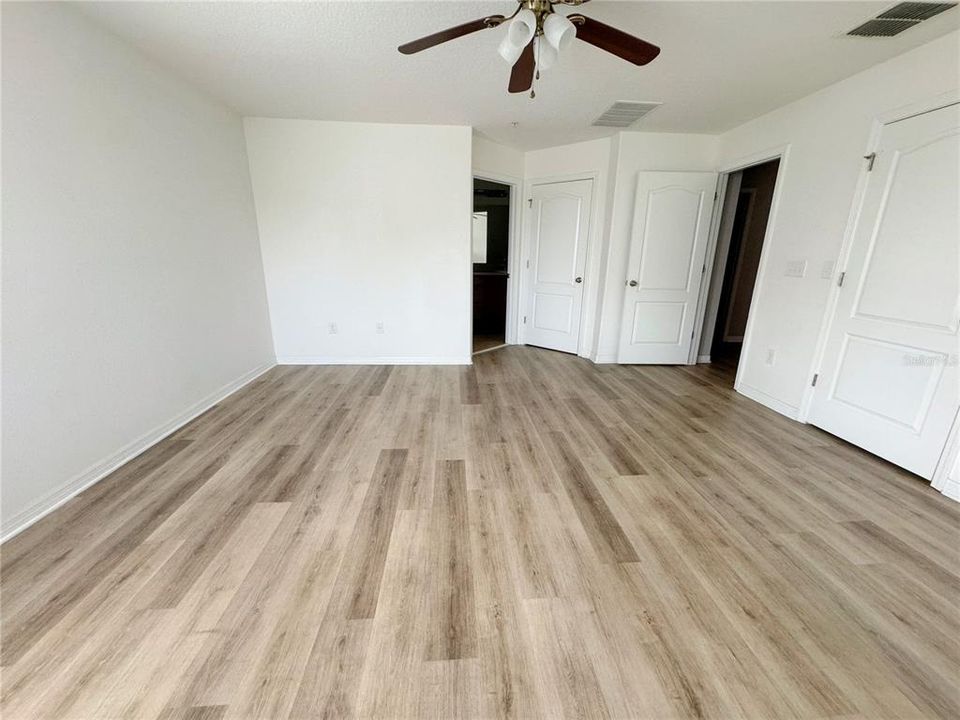Recently Rented: $2,380 (3 beds, 2 baths, 1780 Square Feet)