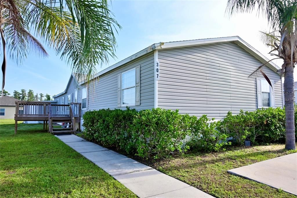 Active With Contract: $289,900 (4 beds, 2 baths, 1872 Square Feet)