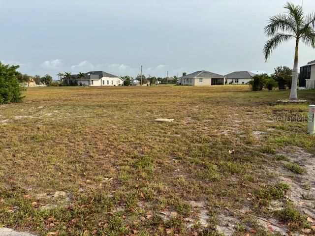 На продажу: $44,900 (0.25 acres)