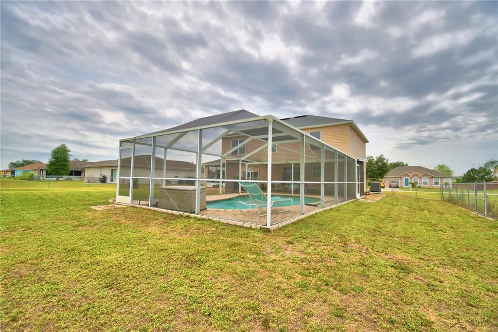 For Sale: $457,000 (4 beds, 2 baths, 2200 Square Feet)