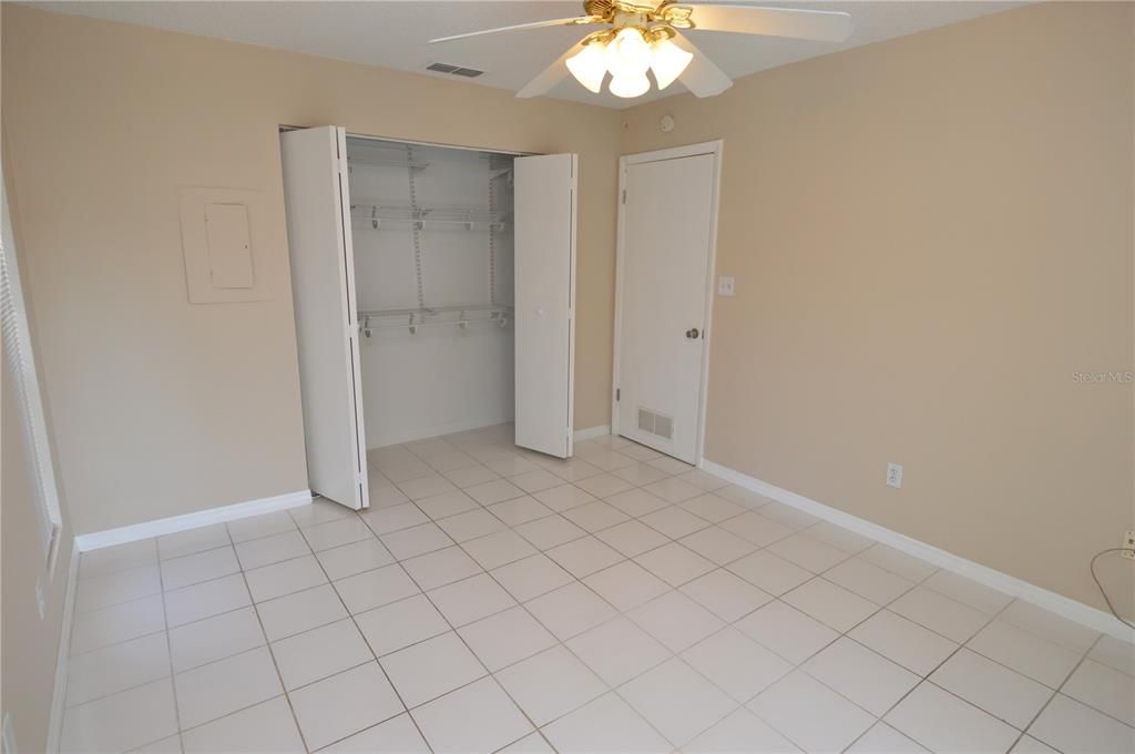 Recently Rented: $1,465 (1 beds, 1 baths, 822 Square Feet)