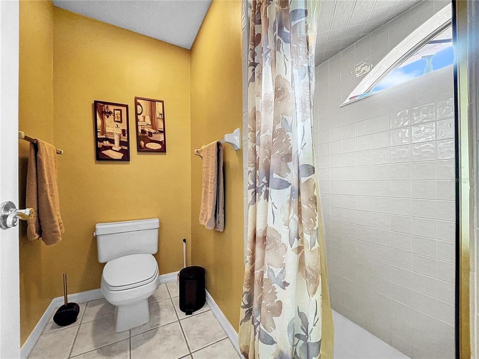 待售: $493,000 (3 贝兹, 2 浴室, 2338 平方英尺)