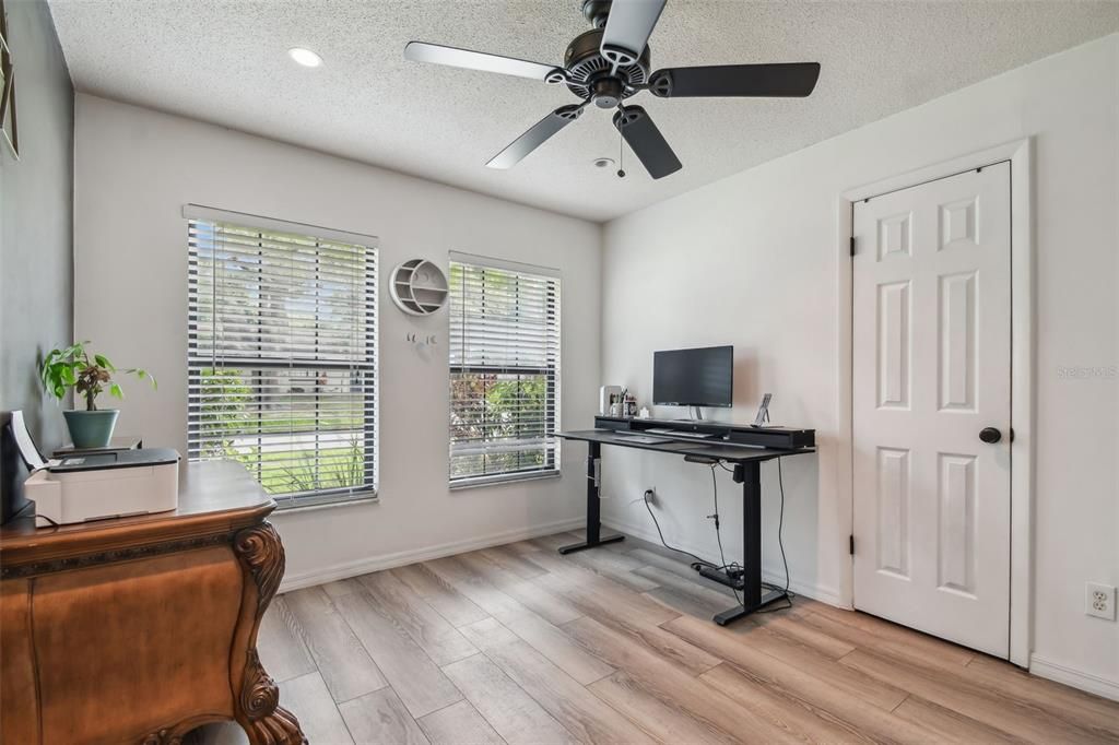 Active With Contract: $495,000 (3 beds, 2 baths, 1402 Square Feet)