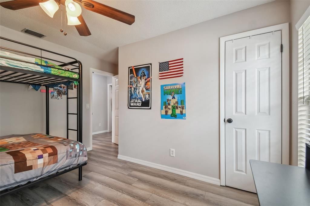 Active With Contract: $495,000 (3 beds, 2 baths, 1402 Square Feet)