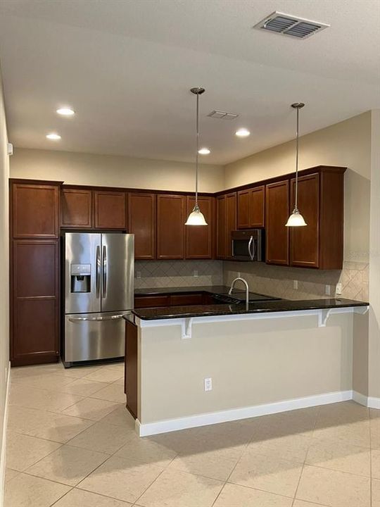 Active With Contract: $2,750 (3 beds, 2 baths, 1554 Square Feet)