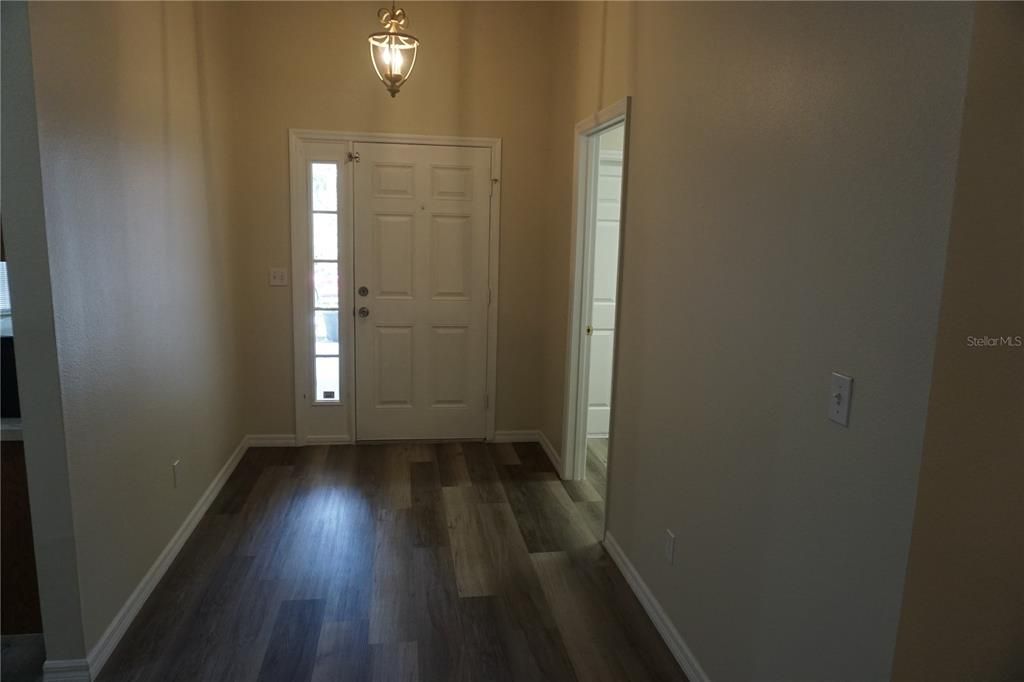 For Rent: $1,850 (3 beds, 2 baths, 1606 Square Feet)