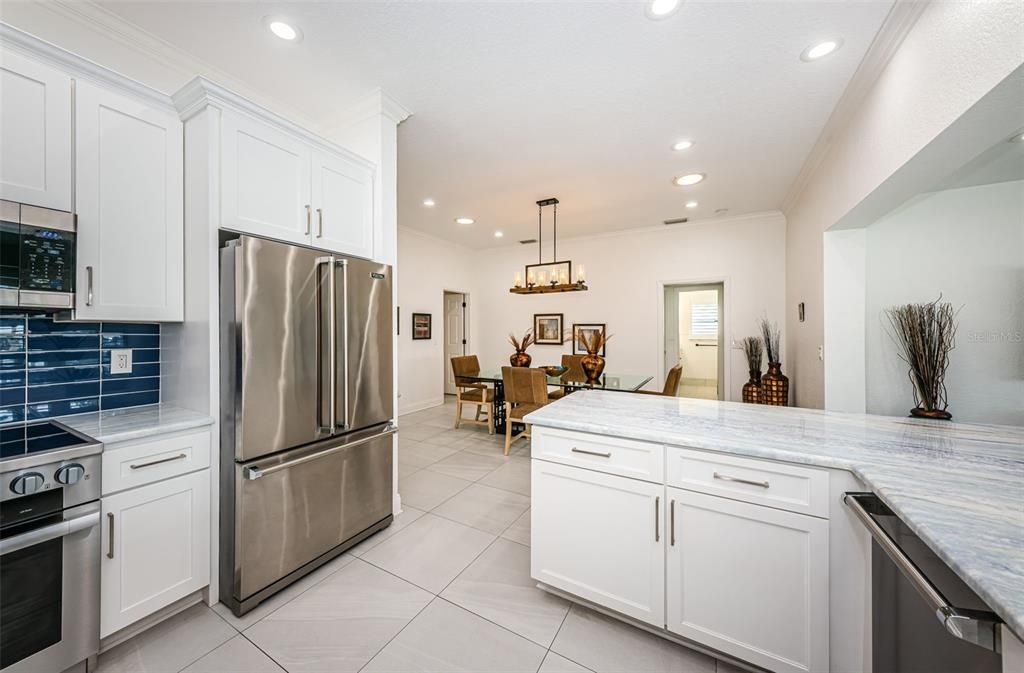 Recently Sold: $1,950,000 (4 beds, 3 baths, 2914 Square Feet)