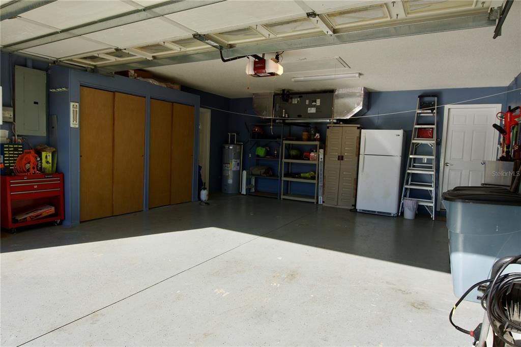 Spacious 2 car garage