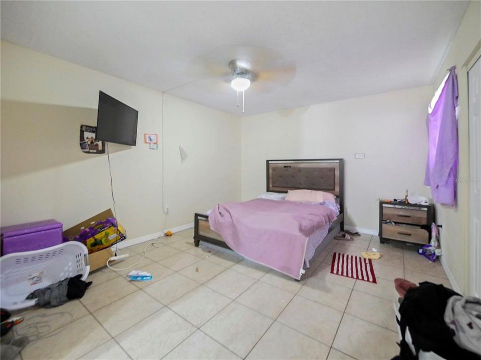 For Sale: $195,000 (3 beds, 2 baths, 1112 Square Feet)