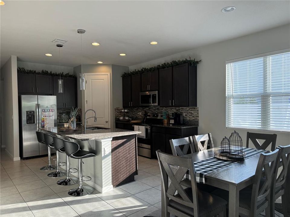 Active With Contract: $2,295 (4 beds, 2 baths, 1843 Square Feet)