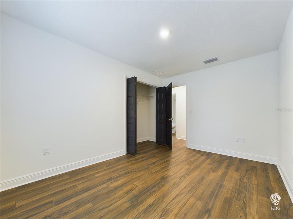 For Rent: $2,000 (3 beds, 2 baths, 1232 Square Feet)