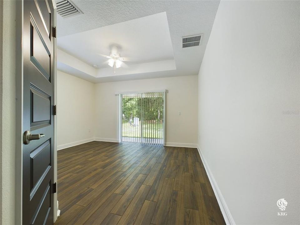 For Rent: $2,000 (3 beds, 2 baths, 1232 Square Feet)