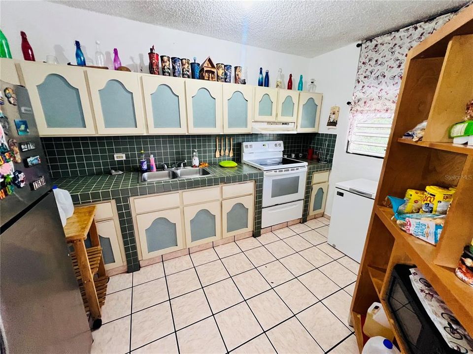 Vendido Recientemente: $600,000 (0 camas, 0 baños, 7200 Pies cuadrados)