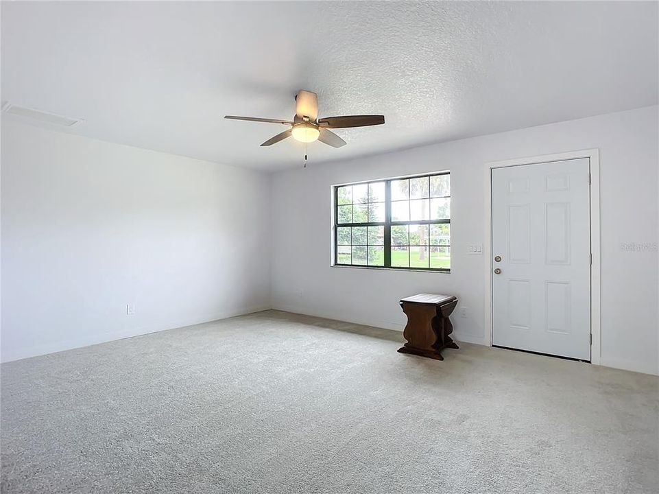 Active With Contract: $259,000 (3 beds, 2 baths, 1350 Square Feet)