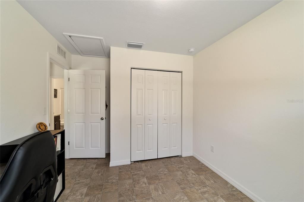 For Sale: $215,500 (3 beds, 2 baths, 1014 Square Feet)