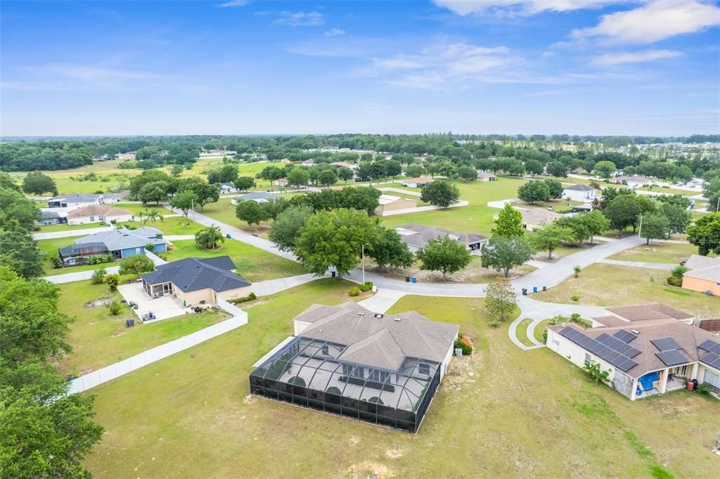 Active With Contract: $476,000 (4 beds, 2 baths, 1929 Square Feet)